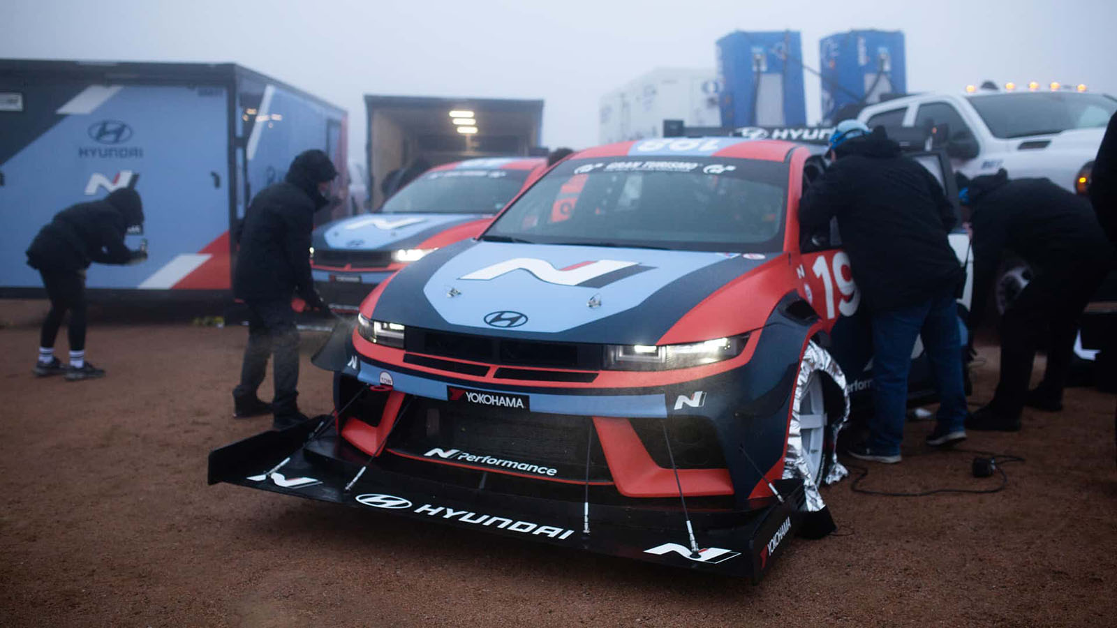 Το Hyundai Ioniq 5 N έγραψε ιστορία στην ανάβαση του Pikes Peak